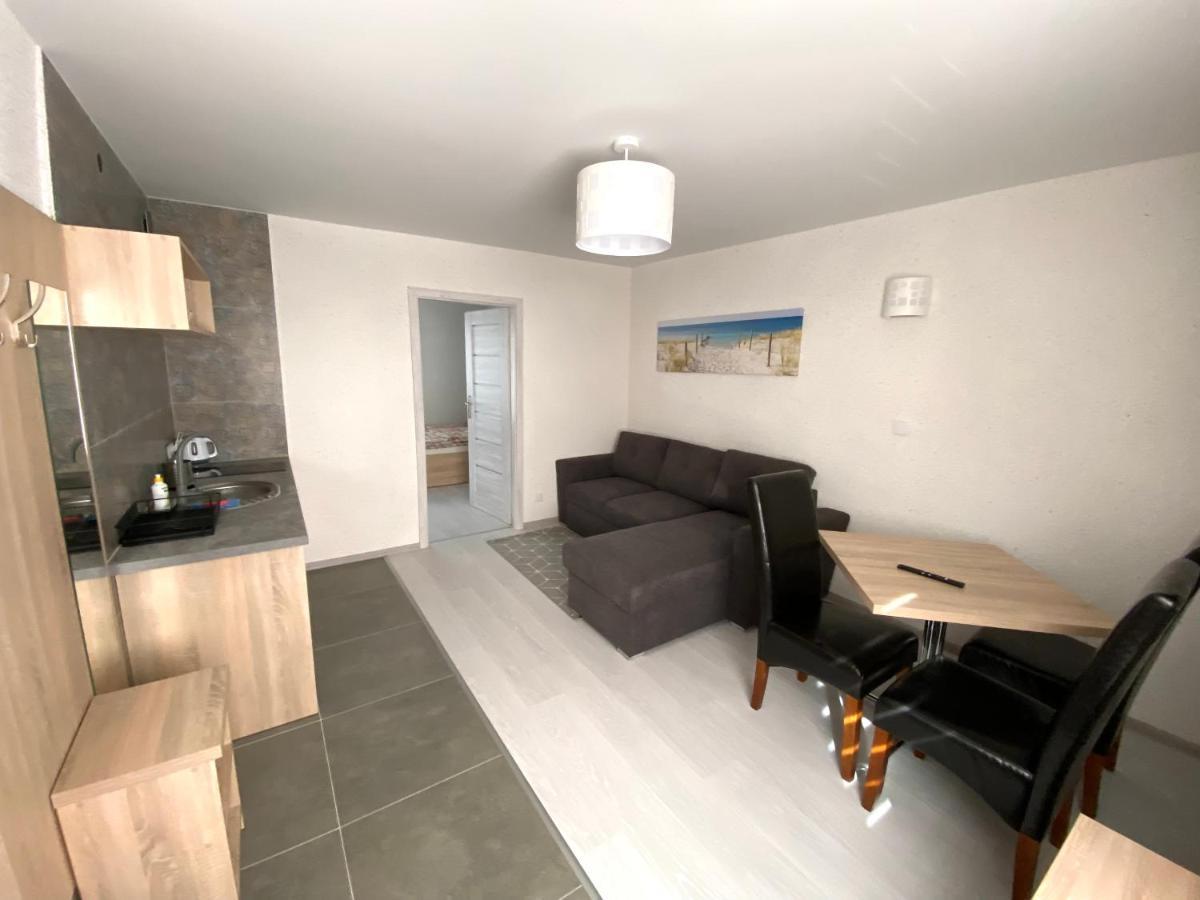 Gosciniec Wladyslawowo Apartment ภายนอก รูปภาพ